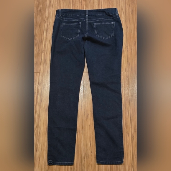 Maurices Women's Skinny Jeans - Picture 5 of 7